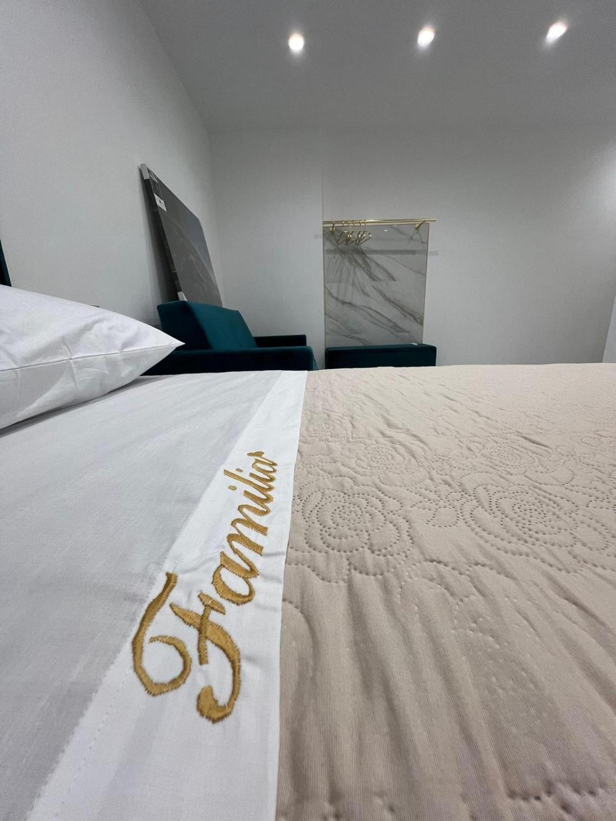 Familia Hotell Napoli Eksteriør bilde